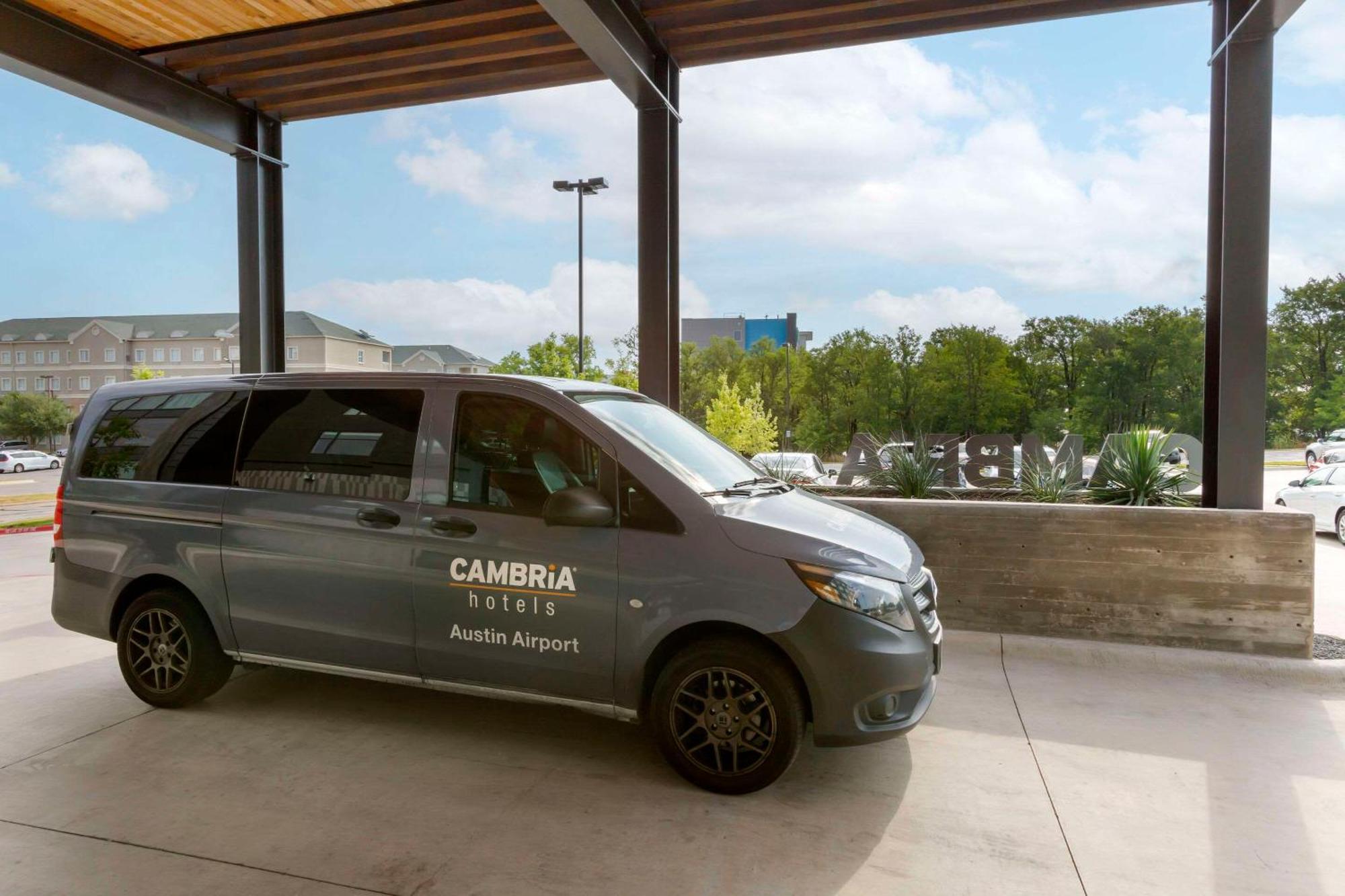 Cambria Hotel Austin Airport Exterior photo
